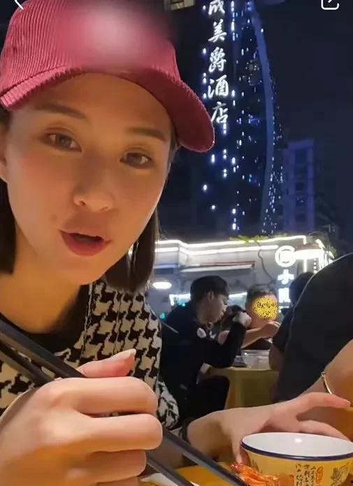 娱乐圈吃瓜爆料直播间