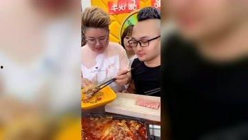 娱乐吃瓜酱存钱,轻松理财，快乐生活